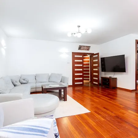 Apartamento Royal Retreat Luxury Lazienki Park Varsóvia