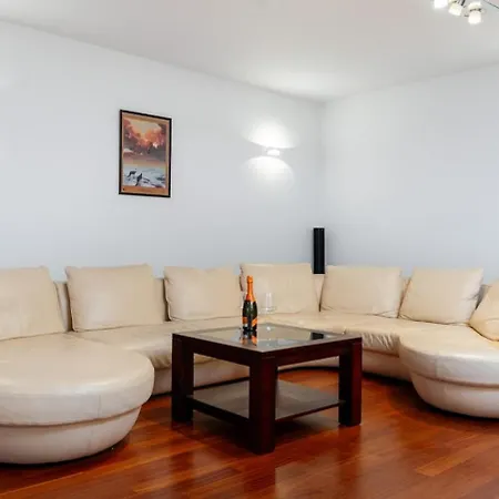 Apartment Royal Retreat Luxury Lazienki Park Warsaw