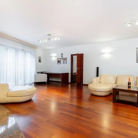 Royal Retreat Luxury Lazienki Park Warsaw